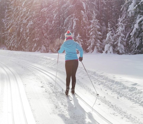 Private Cross-Country Skiing Lessons for All Levels Private Cross-Country Skiing Lessons for All Levels